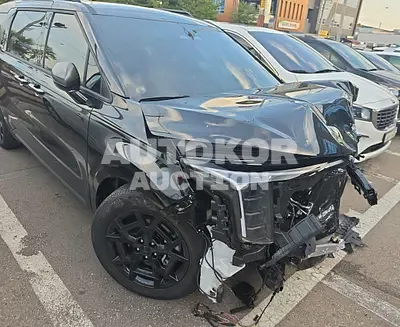 2026, Kia / Carnival, 10000 км., hybrid 2026, Kia / Carnival, 10000 км., hybrid