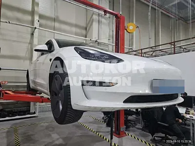 2022, Tesla / Model 3, 120000 км., electric 2022, Tesla / Model 3, 120000 км., electric