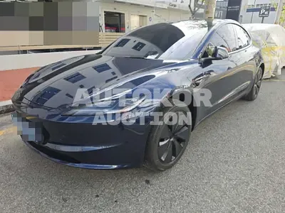 2026, Tesla / Model 3, 988 км., electric 2026, Tesla / Model 3, 988 км., electric