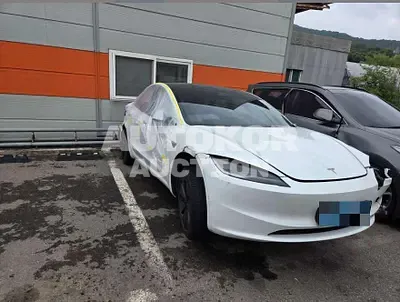 2024, Tesla / Model 3, 104274 км., electric 2024, Tesla / Model 3, 104274 км., electric