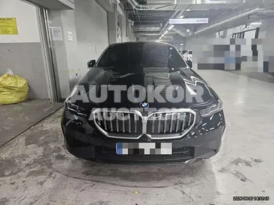 2025, BMW / 520i, 7869 км., hybrid 2025, BMW / 520i, 7869 км., hybrid