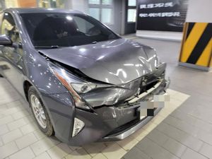 2017, Toyota / Prius, VIN: JTDKBRFUXH3572074, 97304 км., hybrid, 0 куб.см.