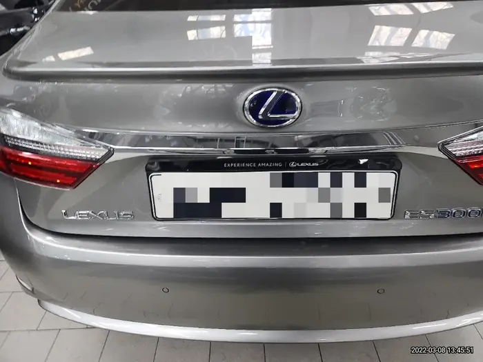2018, Lexus / ES 300, VIN: JTHBW1GG0J2176700, 72757 км., hybrid, 0 куб.см.