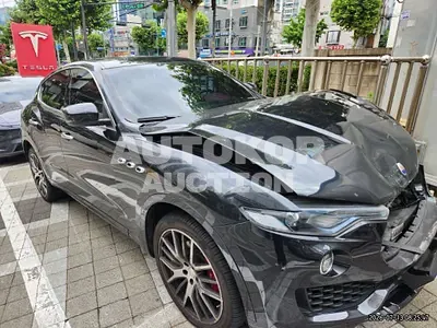 2017, Maserati / Levante, 91450 км., gas 2017, Maserati / Levante, 91450 км., gas
