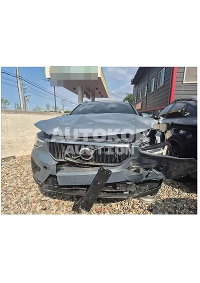 2023, Volvo / XC40, 30622 км., hybrid, 1969 куб.см. 2023, Volvo / XC40, 30622 км., hybrid, 1969 куб.см.