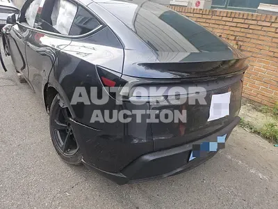 2026, Tesla / Model Y, 890 км., electric 2026, Tesla / Model Y, 890 км., electric