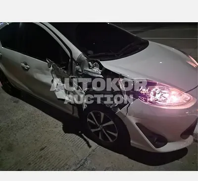 2018, Toyota / Prius C, 301150 км., hybrid 2018, Toyota / Prius C, 301150 км., hybrid