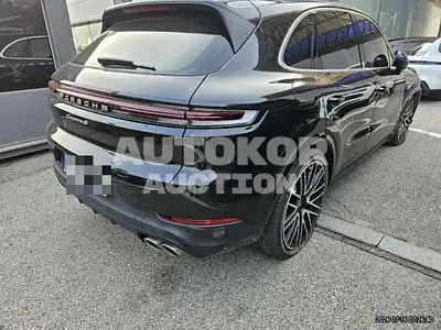 2025, Porsche / Cayenne, 19703 км., hybrid 2025, Porsche / Cayenne, 19703 км., hybrid